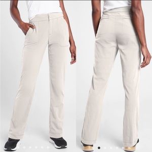 Athleta Trekkie Hike Pants - 8P Petite - khaki / off-white